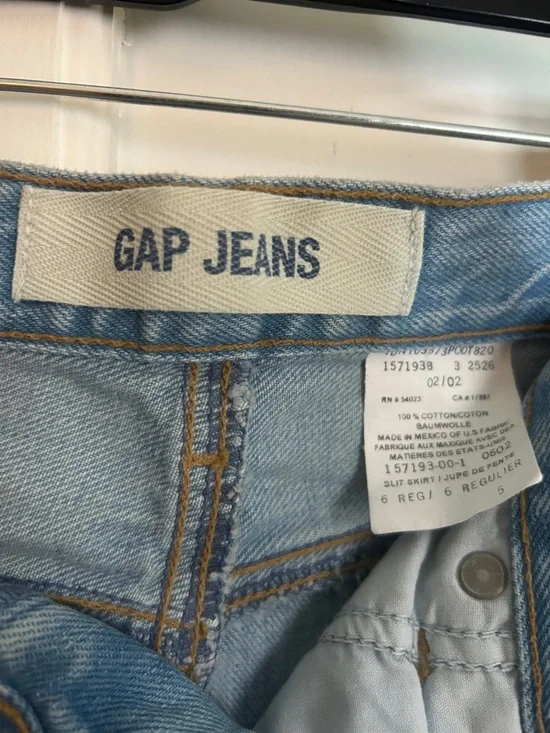 Vintage Gap Denim Midi Skirt - Y2K - Picture 5 of 6